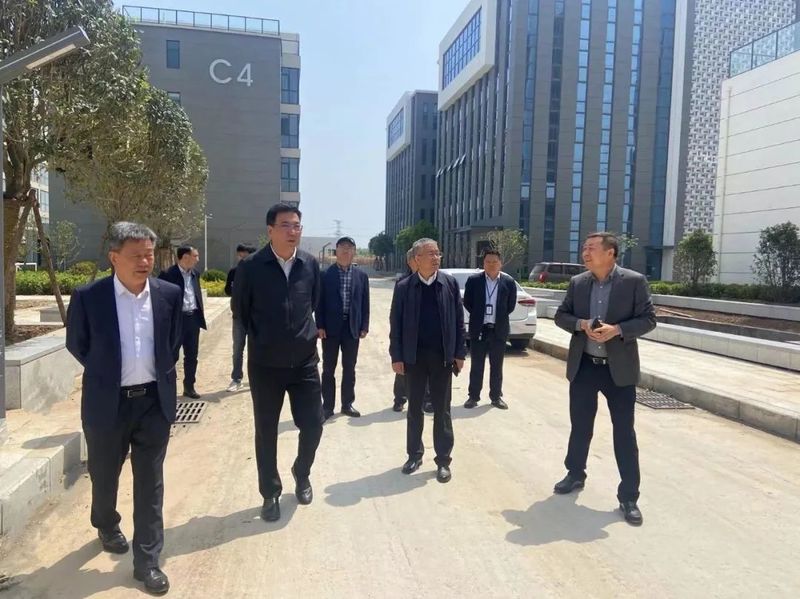區(qū)動(dòng)態(tài)｜新鄉(xiāng)市政協(xié)副主席郭書(shū)佩一行蒞臨園區(qū)考察調(diào)研